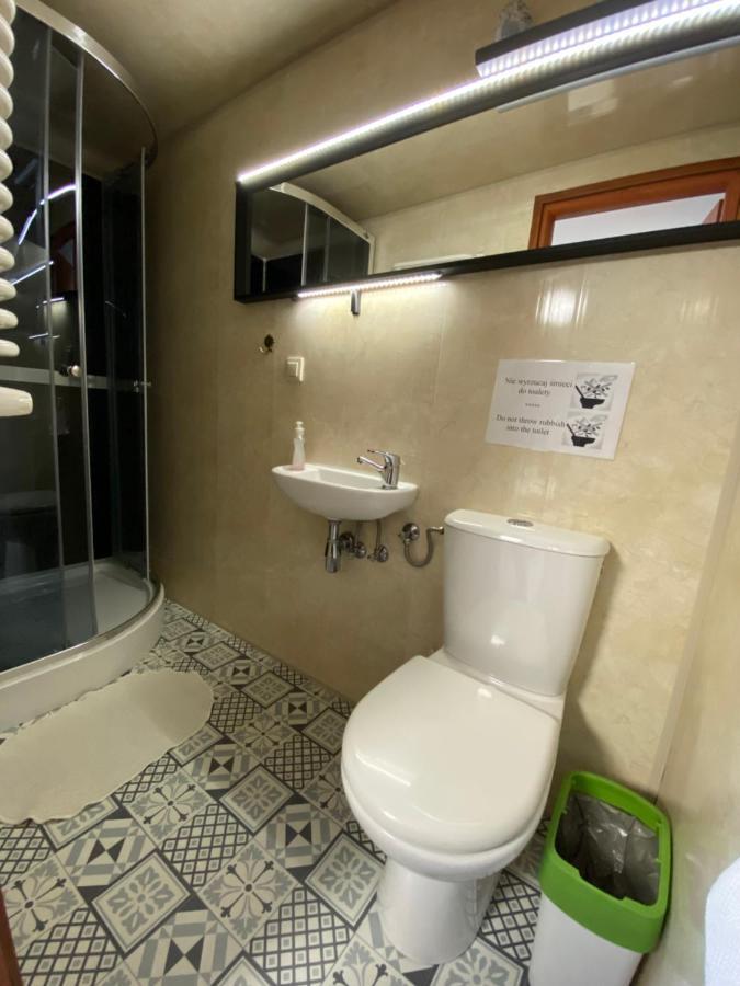 The Boat - Hostel&Chill Cracovie Extérieur photo