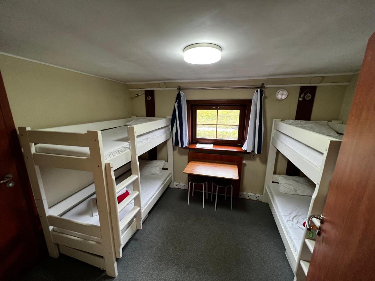 The Boat - Hostel&Chill Cracovie Extérieur photo